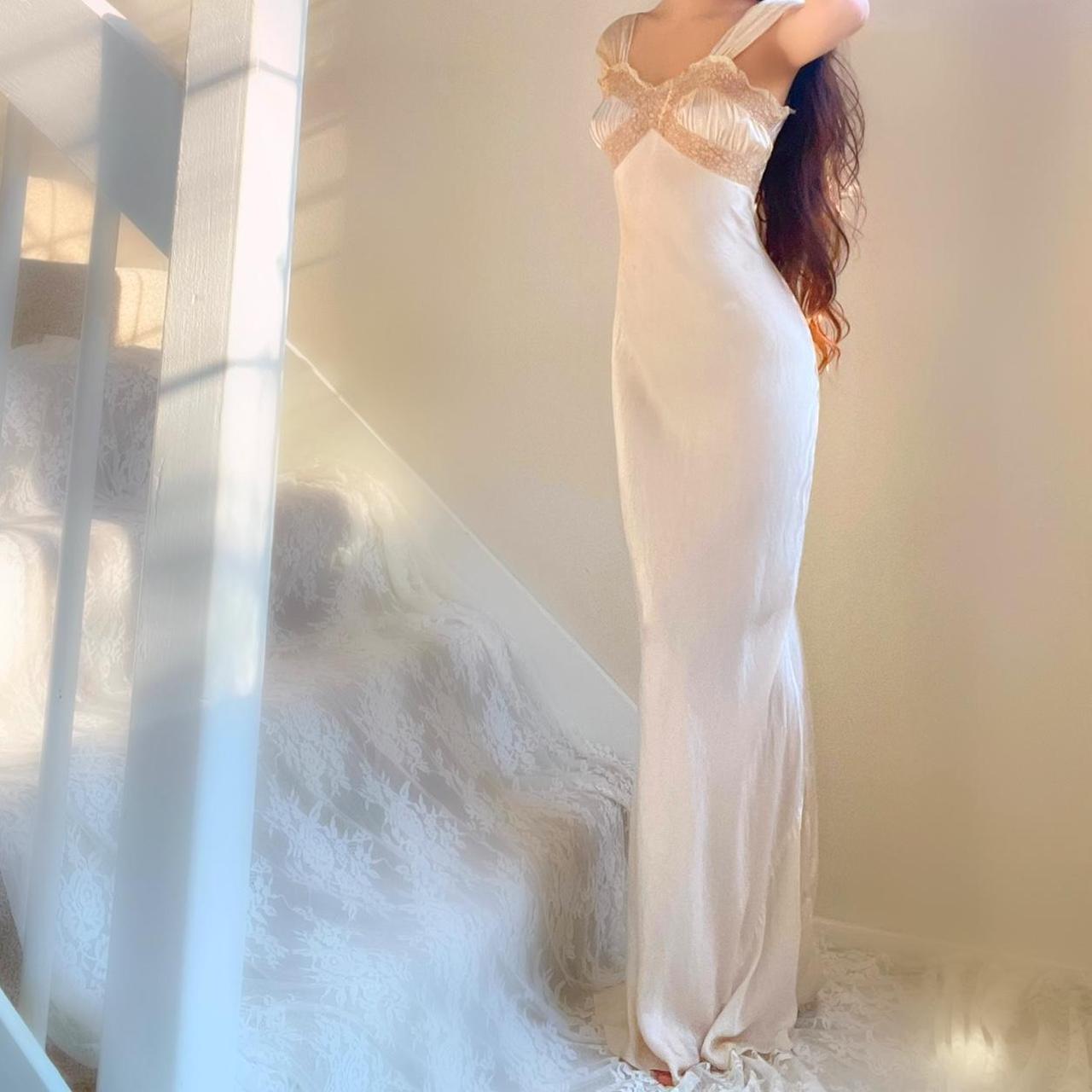 1920s antique champagne/nude liquid satin & lace bias cut lingerie gown