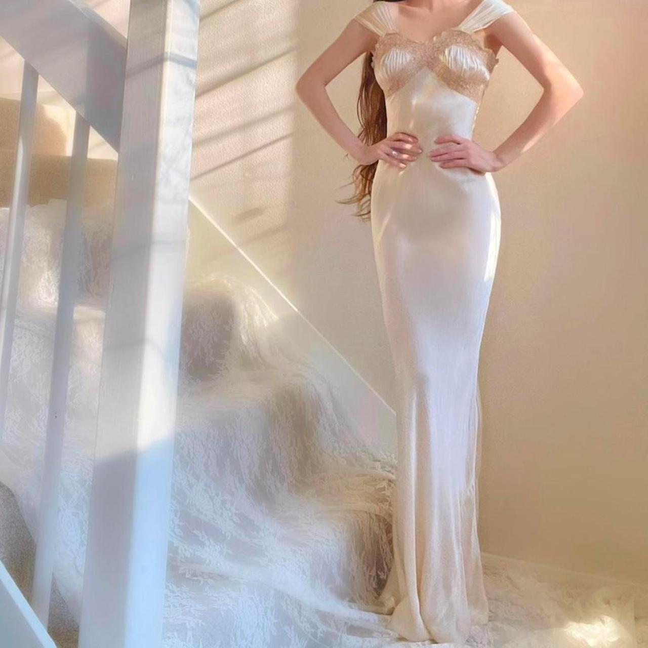 1920s/30s antique champagne nude liquid satin & lace bias cut lingerie gown