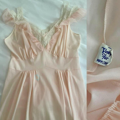 1940s/50s vintage Vanity Fair baby pink ruffled sheer nylon lingerie gown