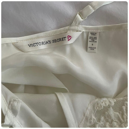 1990s Victoria’s Secret white beaded lace honeymoon bridal lingerie gown