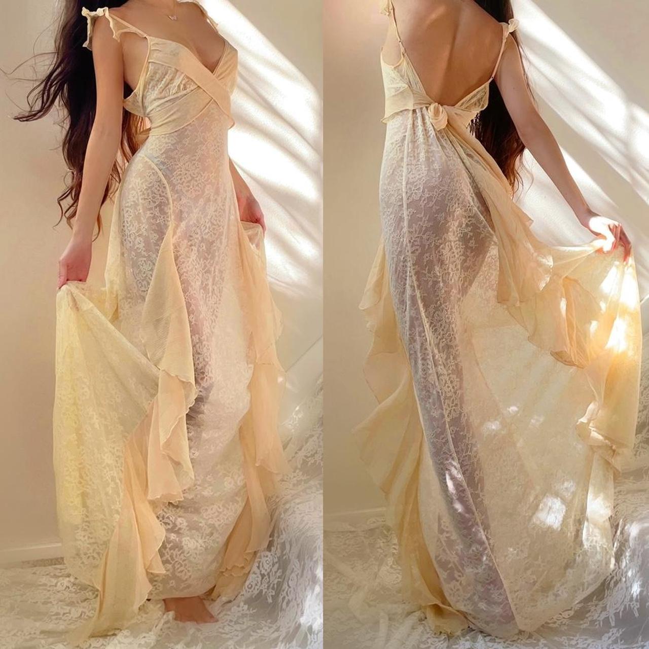 1930s antique ivory/cream lace and silk flowy ruffled lingerie gown