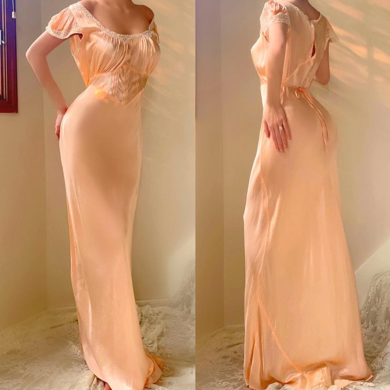 1940s vintage peach & cream lace bias cut lingerie gown