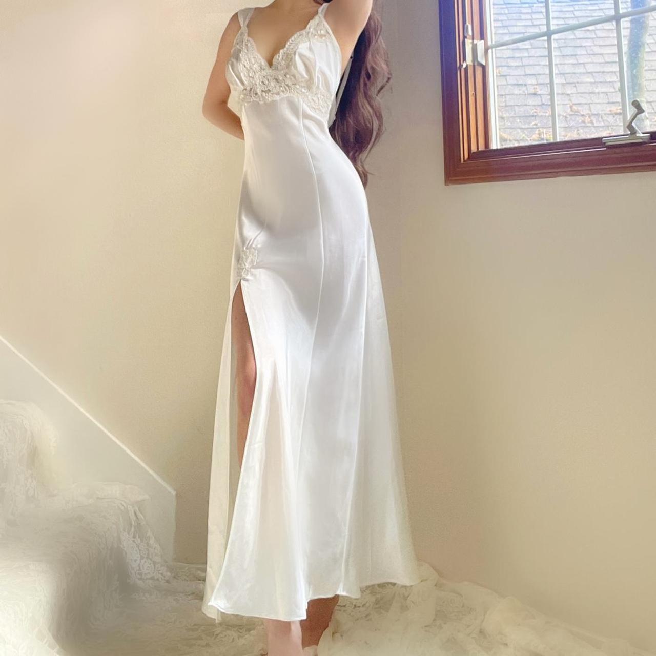 1990s Victoria’s Secret white beaded lace honeymoon bridal lingerie gown