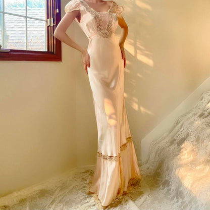 1930s antique palest peach/pink lace bias cut lingerie gown