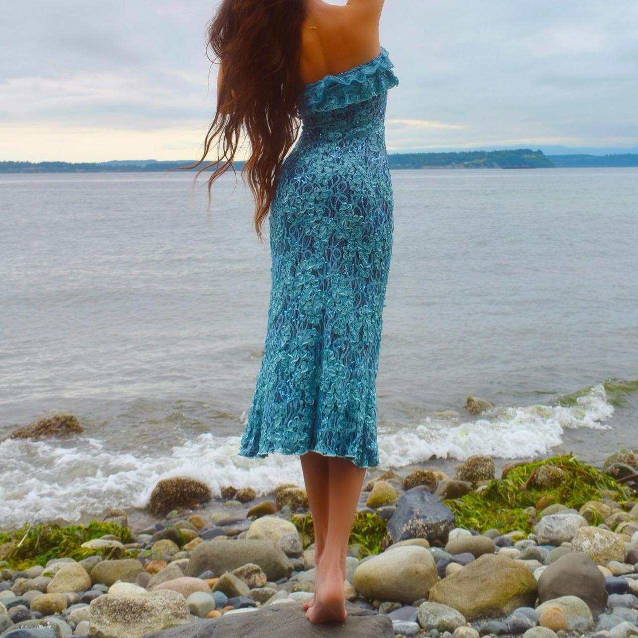 Baby Blue/Navy Sparkly Lace Mermaid Midi Dress