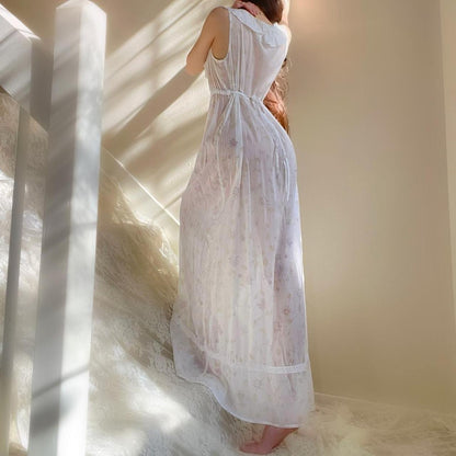 1970s Victoria’s Secret Country white floral prairie cotton ruffled nightgown