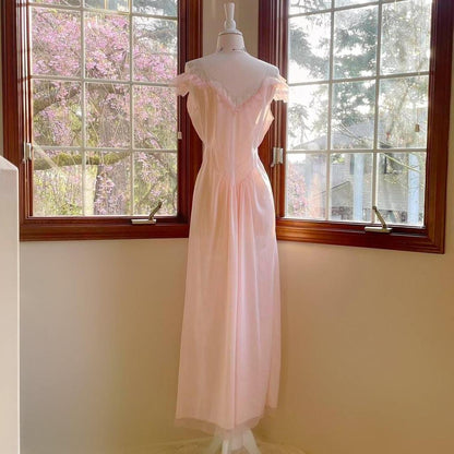 1940s/50s vintage Vanity Fair baby pink ruffled sheer nylon lingerie gown