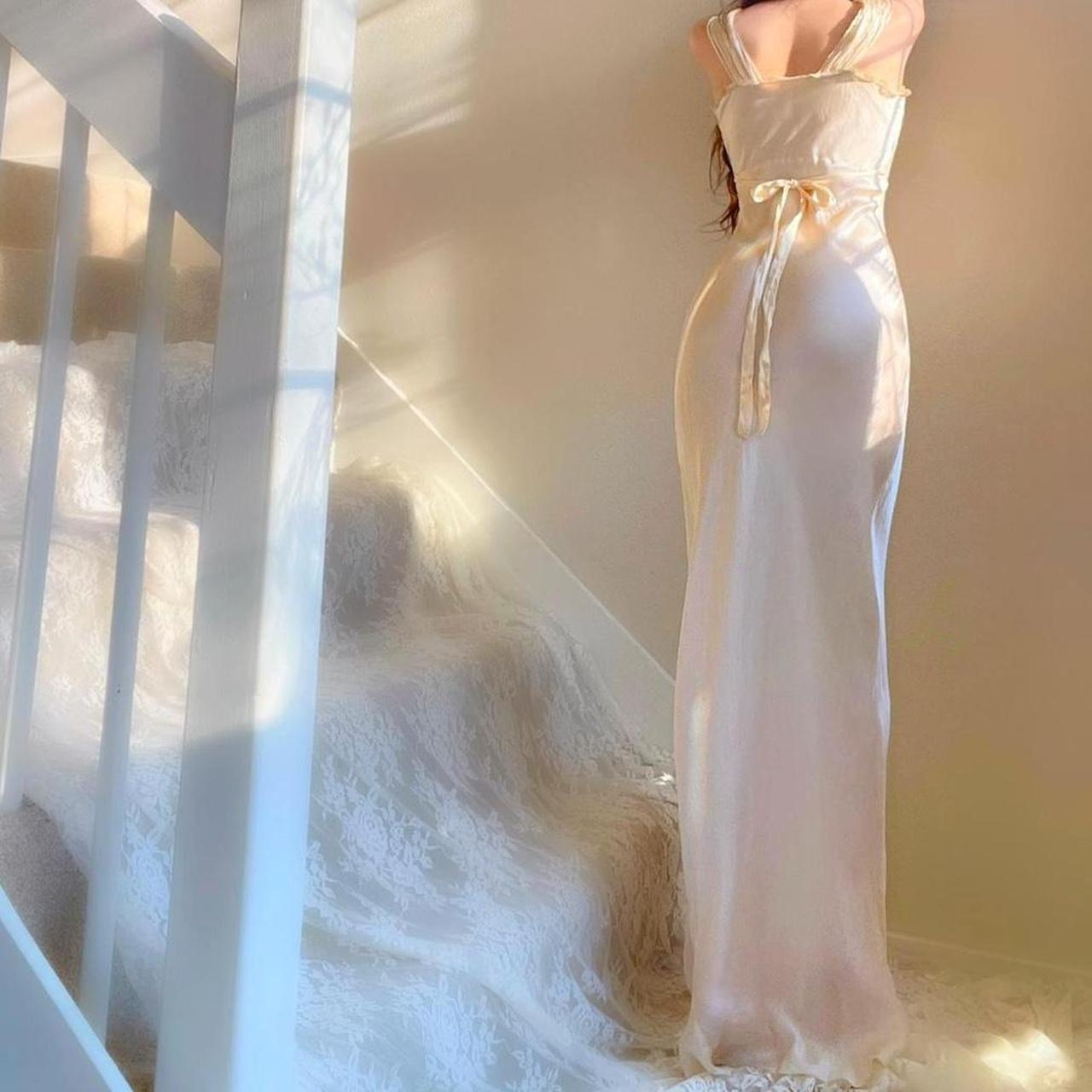 1920s/30s antique champagne nude liquid satin & lace bias cut lingerie gown