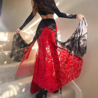 𝐵𝓁𝒶𝒸𝓀 𝒶𝓃𝒹 𝑅𝑒𝒹 𝐿𝒶𝒸𝑒 𝒫𝒶𝓉𝒸𝒽𝓌𝑜𝓇𝓀 𝑀𝒶𝓍𝒾 𝒮𝓀𝒾𝓇𝓉