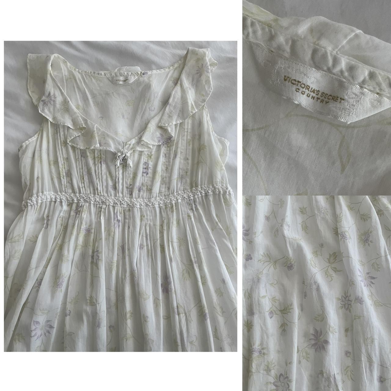 1970s Victoria’s Secret Country white floral prairie cotton ruffled nightgown