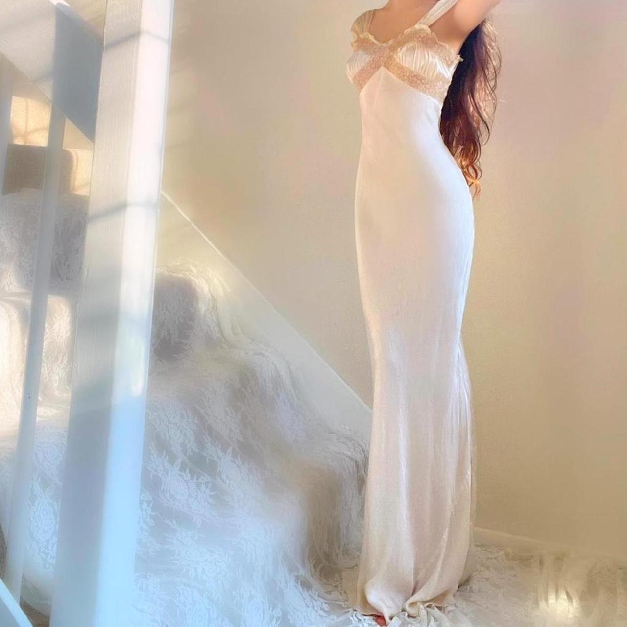 1920s/30s antique champagne nude liquid satin & lace bias cut lingerie gown