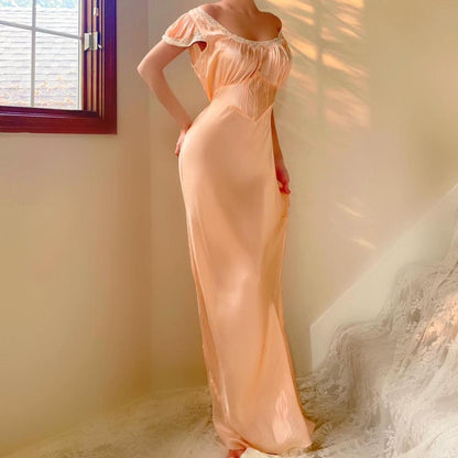 1940s vintage peach & cream lace bias cut lingerie gown